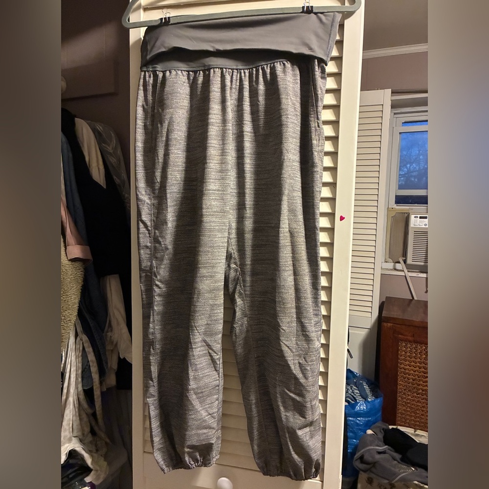 Gray Lululemon sweatpants